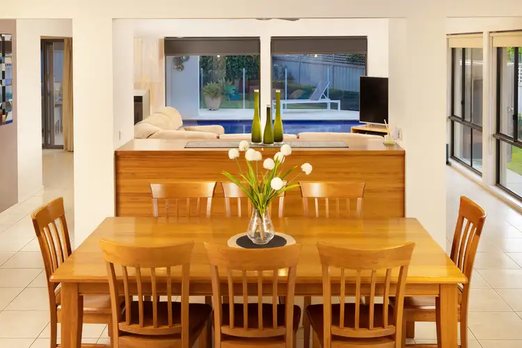 Sixth view of Homely house listing, 10 Irvine Court, Wodonga VIC 3690