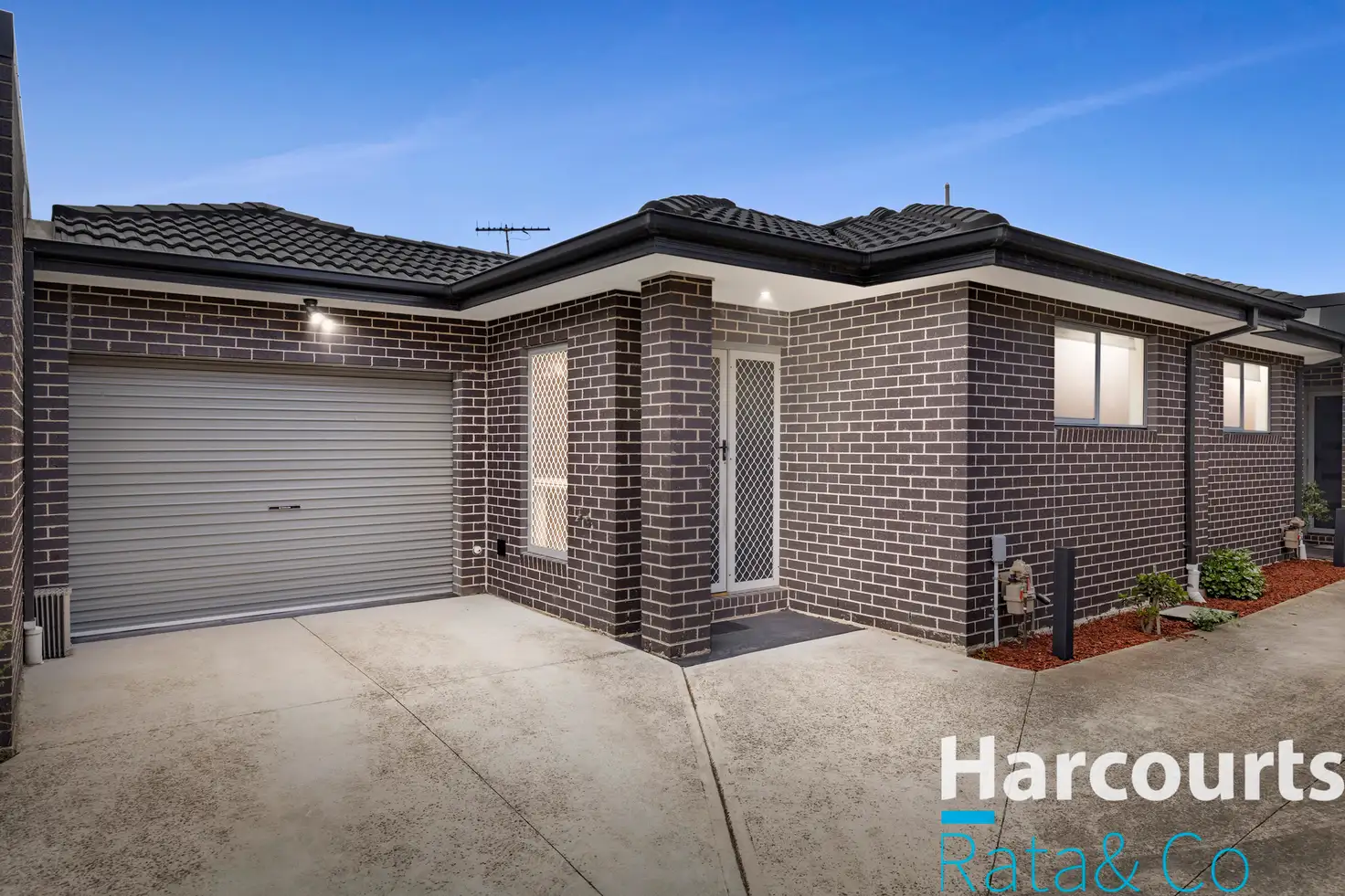 Main view of Homely unit listing, 2/14 Pine Street, Thomastown VIC 3074