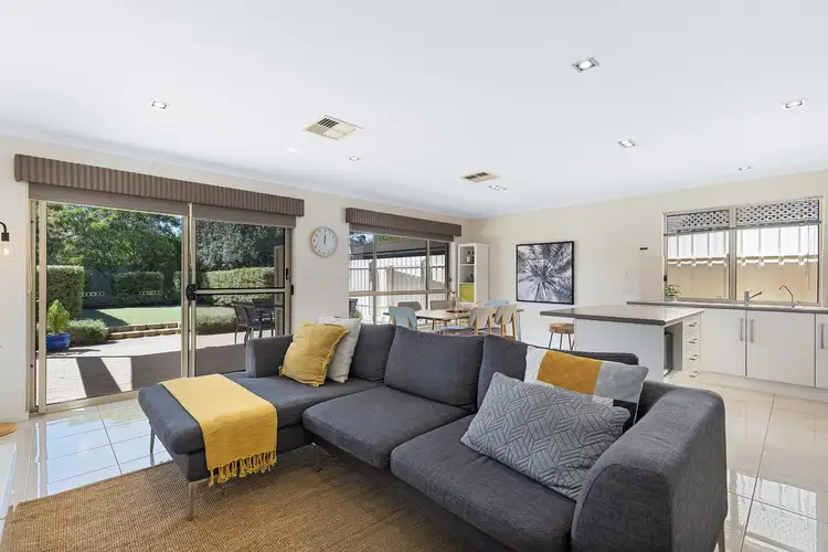 8a Athol Street, Clovelly Park SA 5042