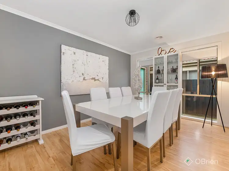 Fifth view of Homely house listing, 8 Thomas Place, Carrum Downs VIC 3201