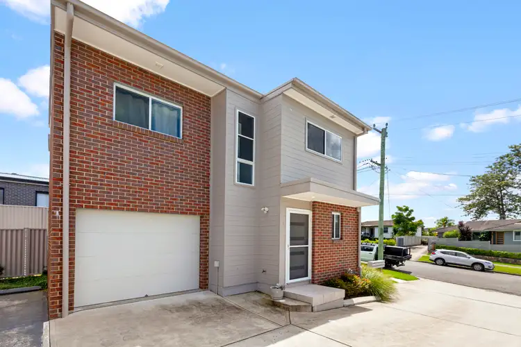 1/47 Smith Road