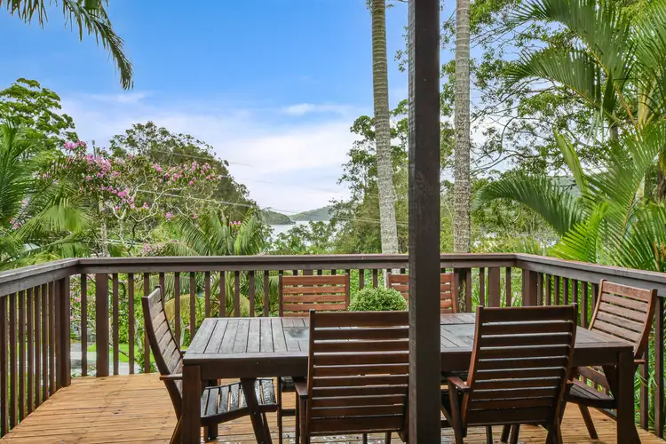 27 Windsor Street, Tarbuck Bay NSW 2428