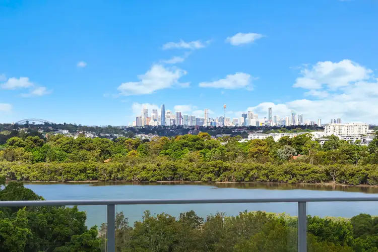 801/2 Walker Street, Rhodes NSW 2138