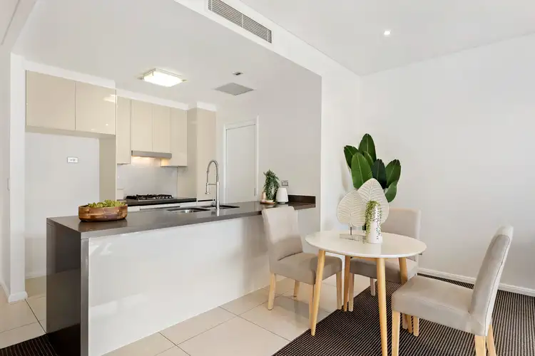 51/79-91 Macpherson Street