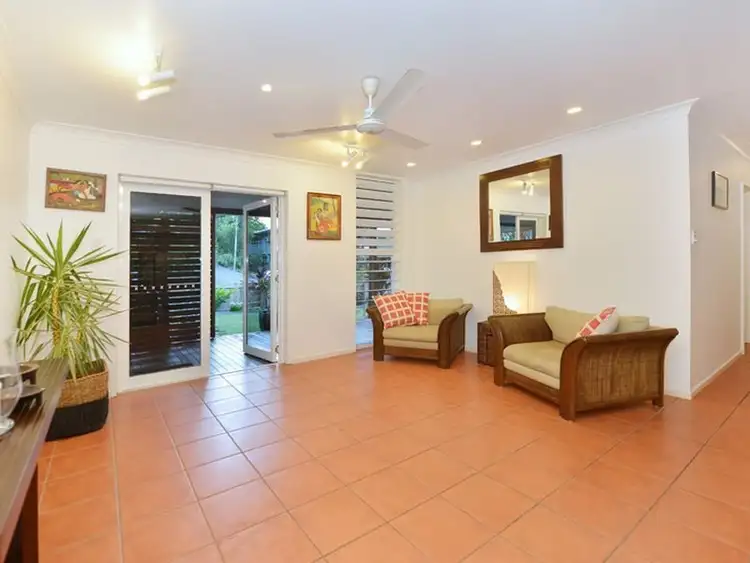 15 Avon Street, Stratford QLD 4870