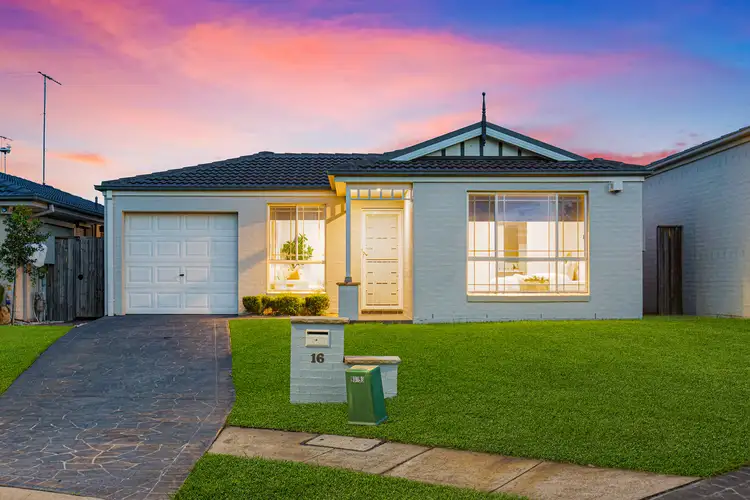 16 Caritta Court, Parklea NSW 2768