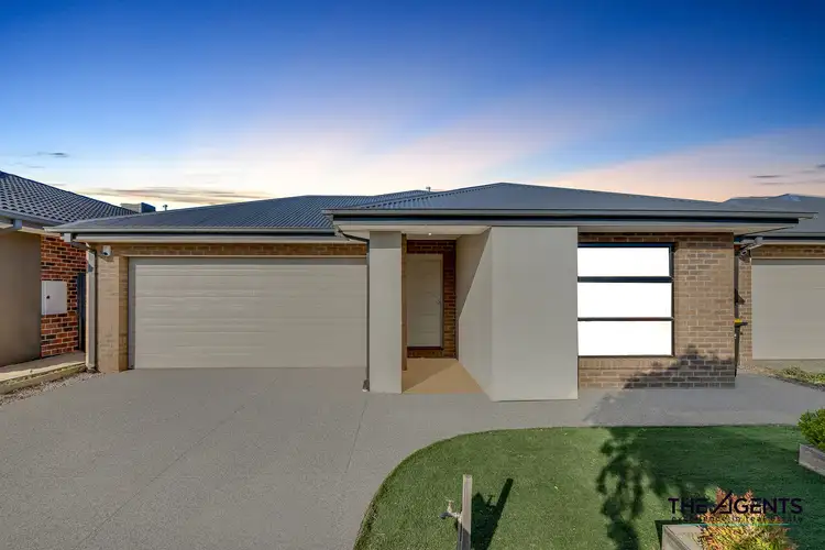 6 Lovicks Road, Weir Views VIC 3338