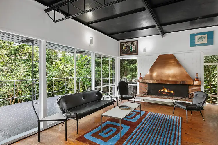 15 Rembrandt Drive, Middle Cove NSW 2068