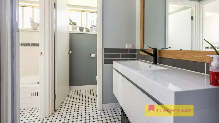 Sixth view of Homely house listing, 17 Lowana Close, Mudgee NSW 2850
