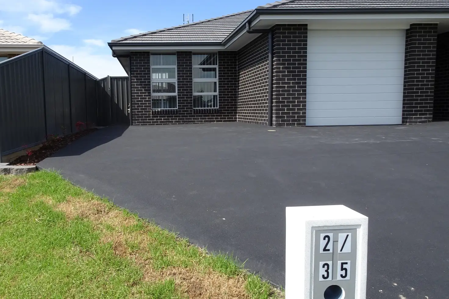 Main view of Homely semi-detached listing, 2/35 Undercliff Street, Cliftleigh NSW 2321