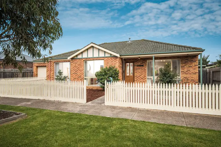 1/5 Waratah Place