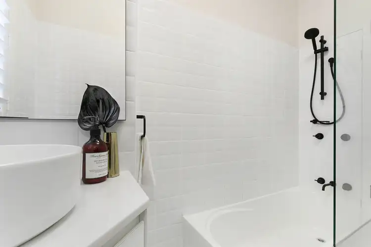 Sixth view of Homely apartment listing, 1/2 Wallaringa Avenue, Kurraba Point NSW 2089