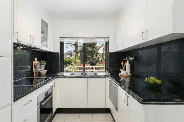 Third view of Homely apartment listing, 21/4-14 Watson Street, Neutral Bay NSW 2089