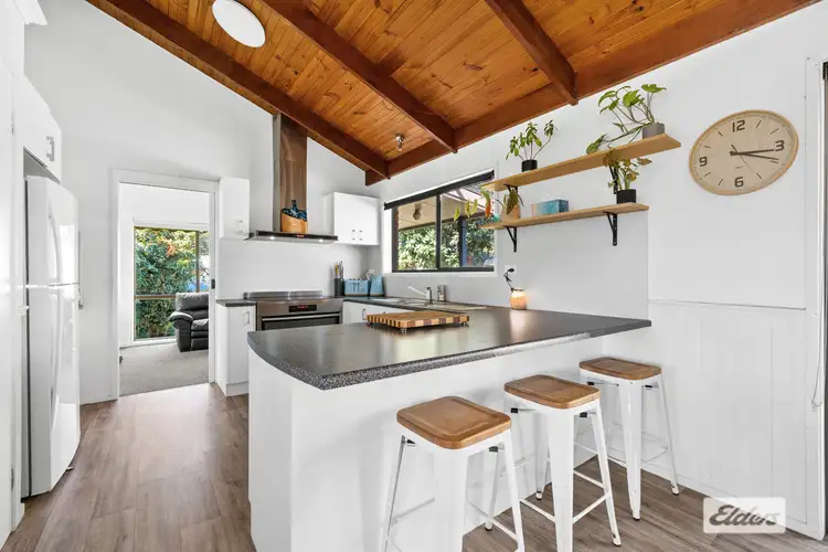 Second view of Homely house listing, 8 Uringa Close, Lake Bunga VIC 3909