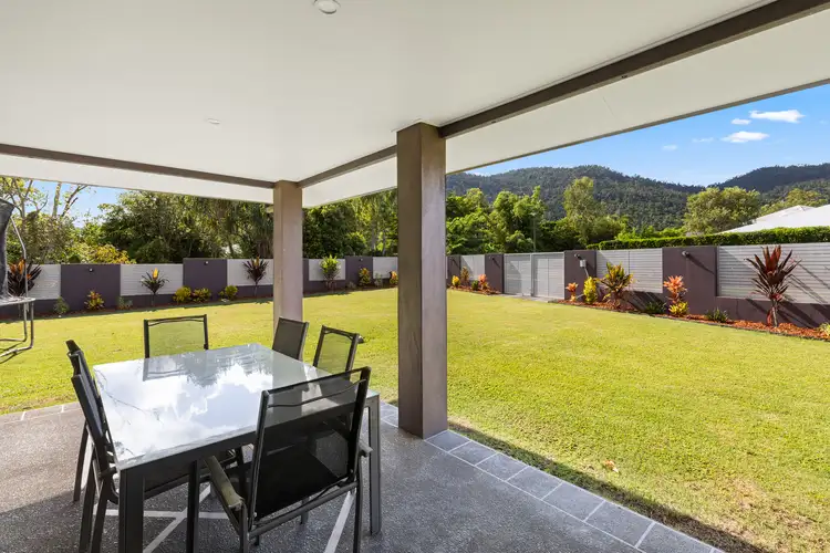 6 Waite Creek Court, Cannonvale QLD 4802