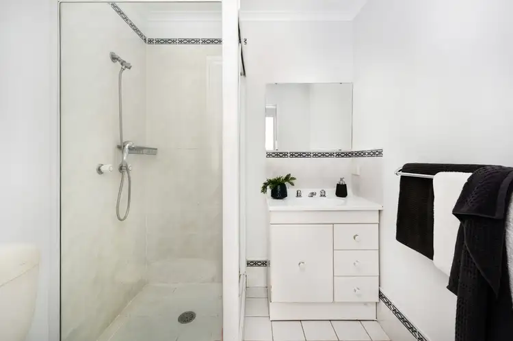 Sixth view of Homely house listing, 4 Gunyan Place, Ngunnawal ACT 2913