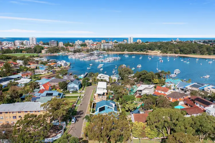 Main view of Homely semi-detached listing, 1B Grosvenor Crescent, Cronulla NSW 2230
