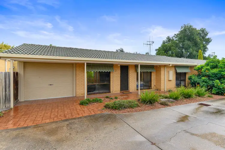 2/21A Nish Street, Flora Hill VIC 3550