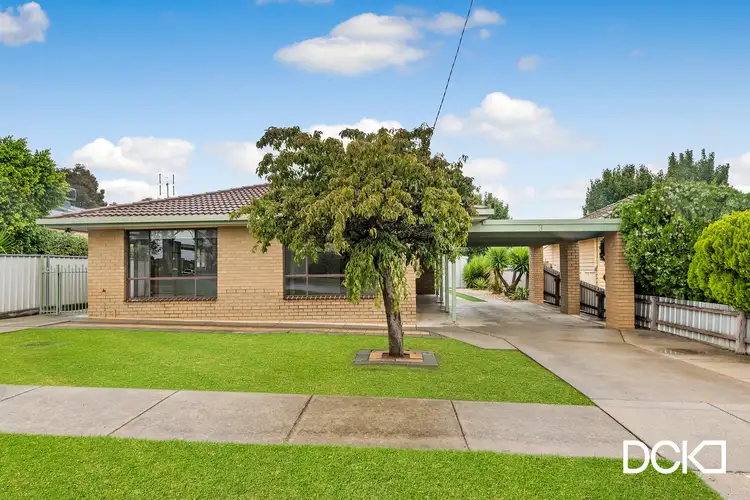 3 Hamelin Street, White Hills VIC 3550