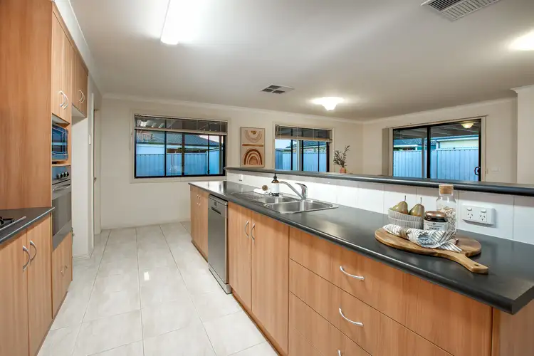 Fifth view of Homely house listing, 16 Dalbirra Place, Springdale Heights NSW 2641