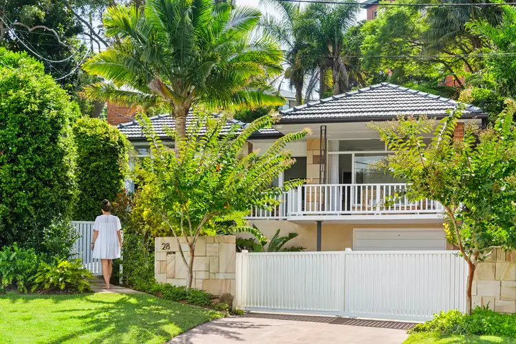 28 Palomar Parade, Freshwater NSW 2096