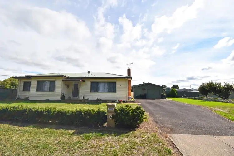 14-16 Barclay Street, Heywood VIC 3304