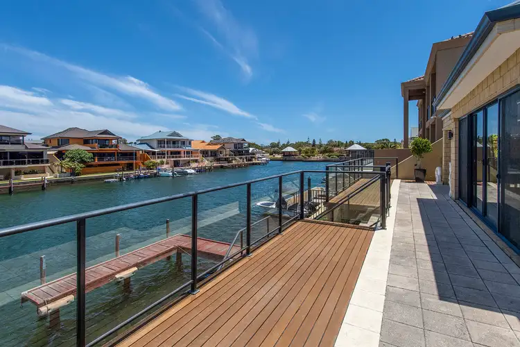 31 Brindabella Crescent, Halls Head WA 6210