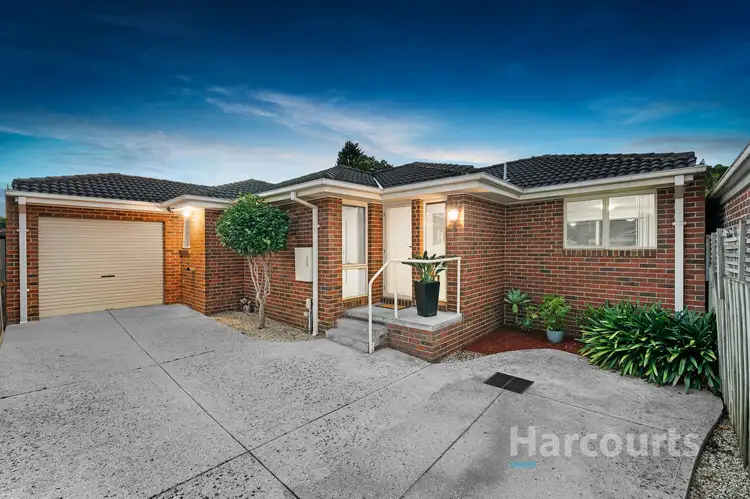 Main view of Homely unit listing, 2/11 Dumfries Way, Wantirna VIC 3152