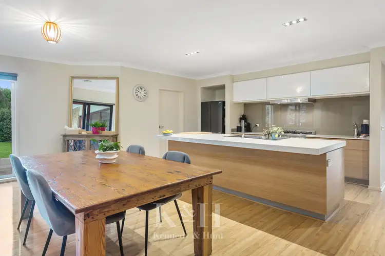 Second view of Homely house listing, 6 Valley Court, Gisborne VIC 3437