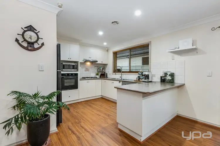 Sixth view of Homely house listing, 2 Isabel Close, Caroline Springs VIC 3023