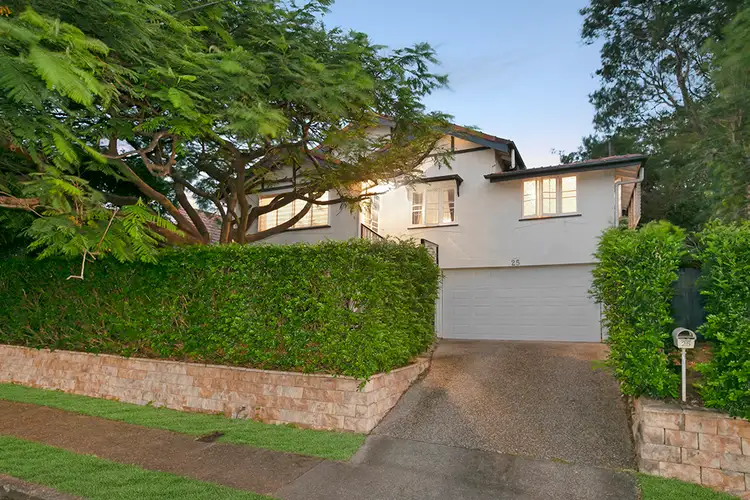 25 Railway Parade, Clayfield QLD 4011