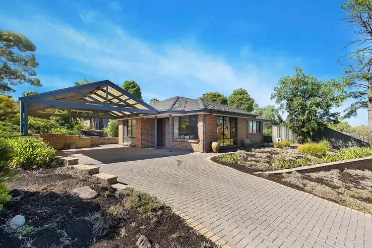 13 Ridgefield Close, Aberfoyle Park SA 5159