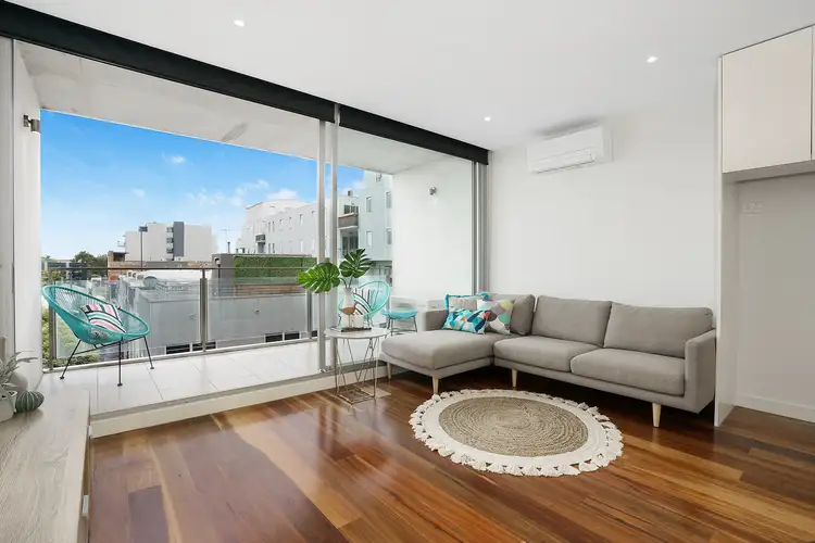 207/126 Chapel Street, St Kilda VIC 3182