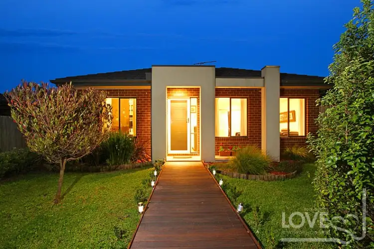 1/144 St Vigeons Road, Reservoir VIC 3073