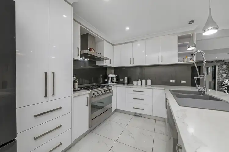 Fifth view of Homely house listing, 17 Regent Close, Burnside Heights VIC 3023