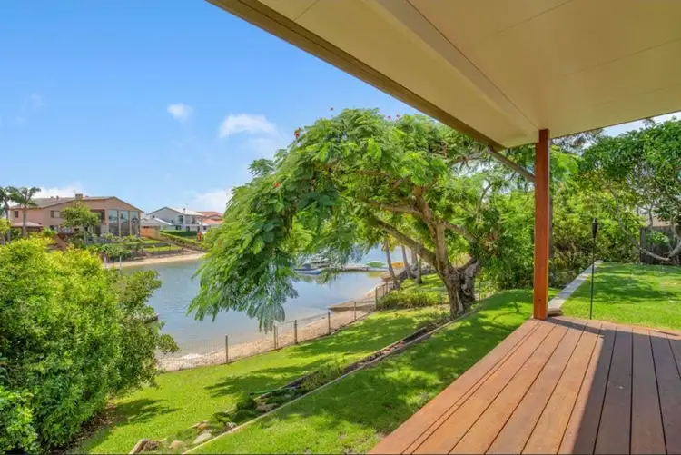 12 Rannock Avenue, Benowa Waters QLD 4217