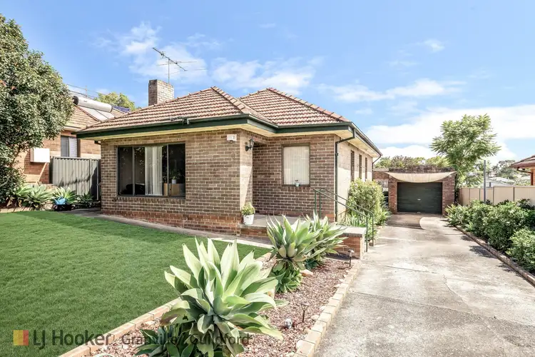 8 Rita Street, Merrylands NSW 2160