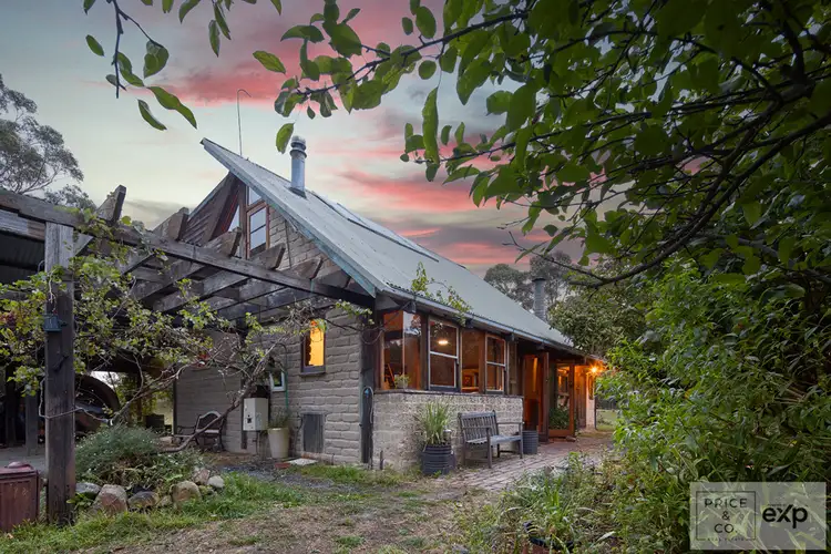 747 Bessie Creek Road, Nar Nar Goon North VIC 3812