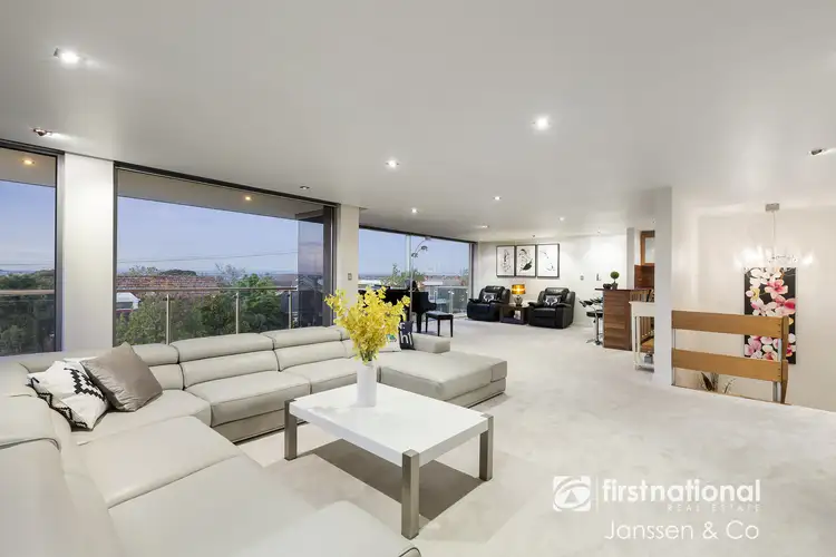 Fifth view of Homely house listing, 1 Birrell Court, Kew VIC 3101