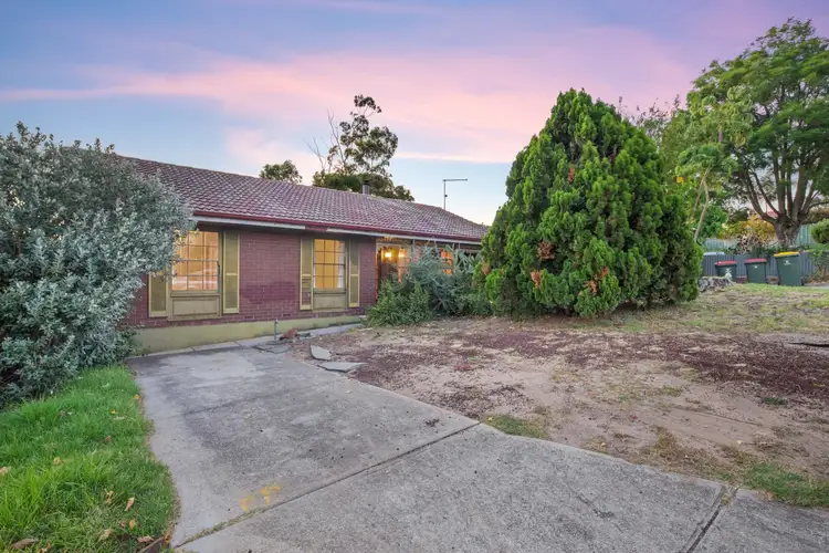 9 Melinda Road, Hackham SA 5163