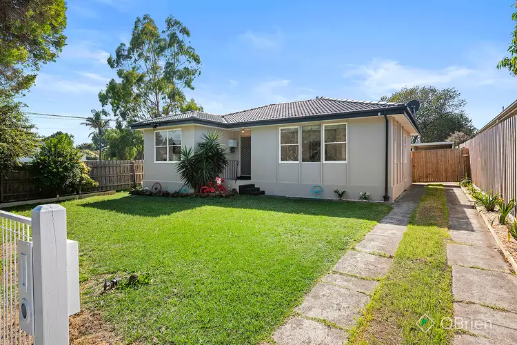 33 Nodding Avenue, Frankston North VIC 3200