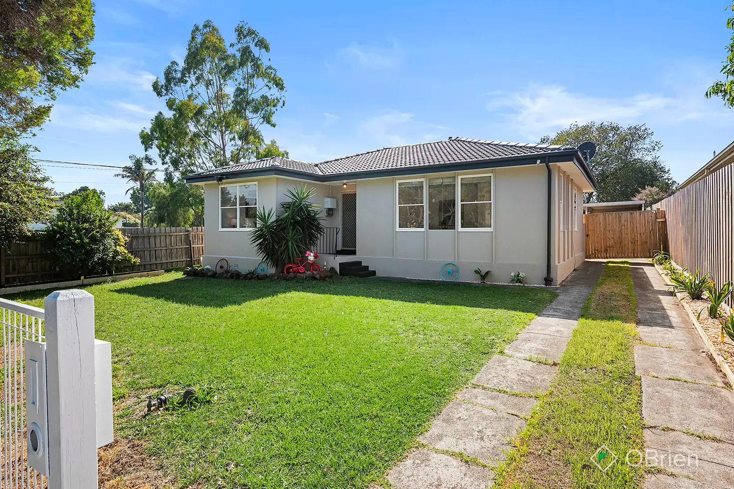 Main view of Homely house listing, 33 Nodding Avenue, Frankston North VIC 3200