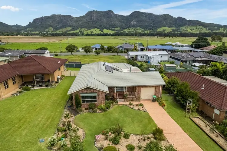 13 Carter Crescent, Gloucester NSW 2422