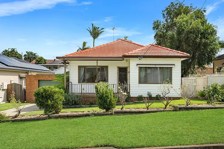 1 Adler Parade, Greystanes NSW 2145