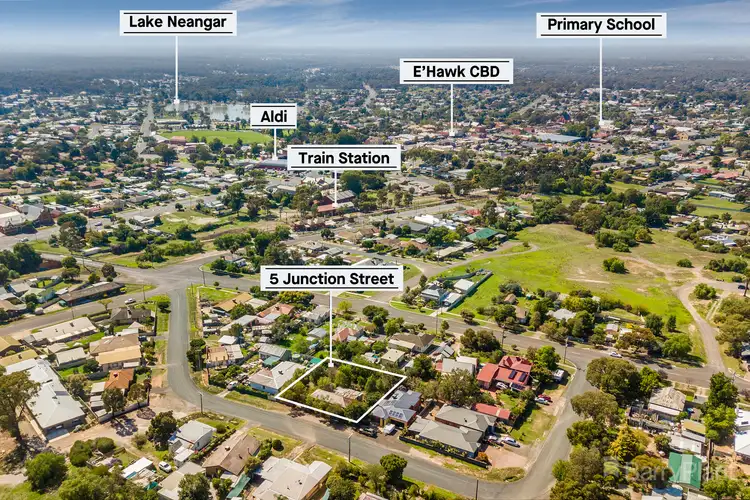 Second view of Homely house listing, 5 Junction Street, Eaglehawk VIC 3556