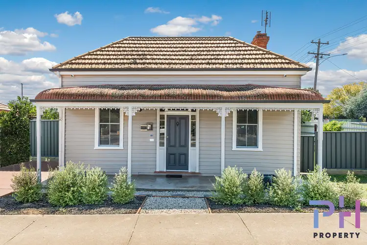 15 Carolin Street, Flora Hill VIC 3550