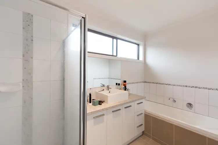 Fifth view of Homely house listing, 1 Cavanagh Court, Ballarat East VIC 3350
