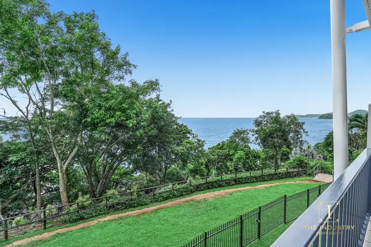 204/92-94 Moore Street, Trinity Beach QLD 4879