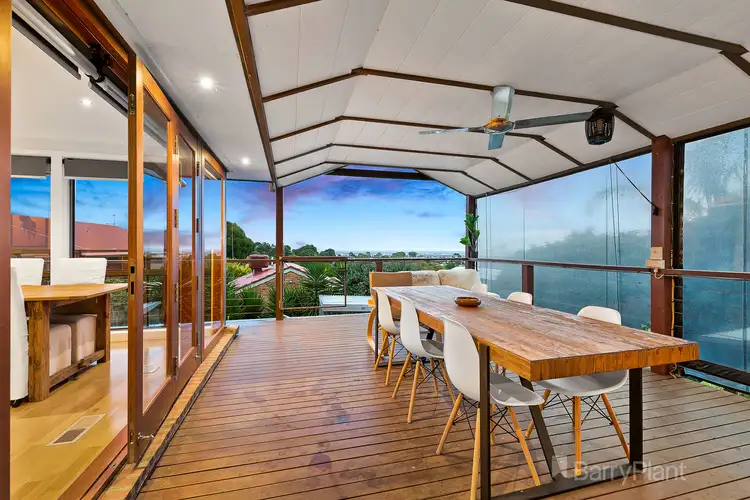 19 Aberdeen Heights, Pakenham VIC 3810