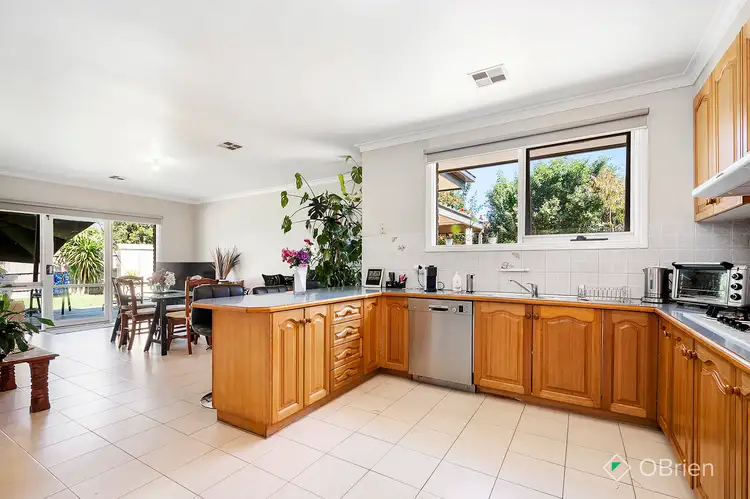 Fifth view of Homely house listing, 4 Duke Court, Skye VIC 3977